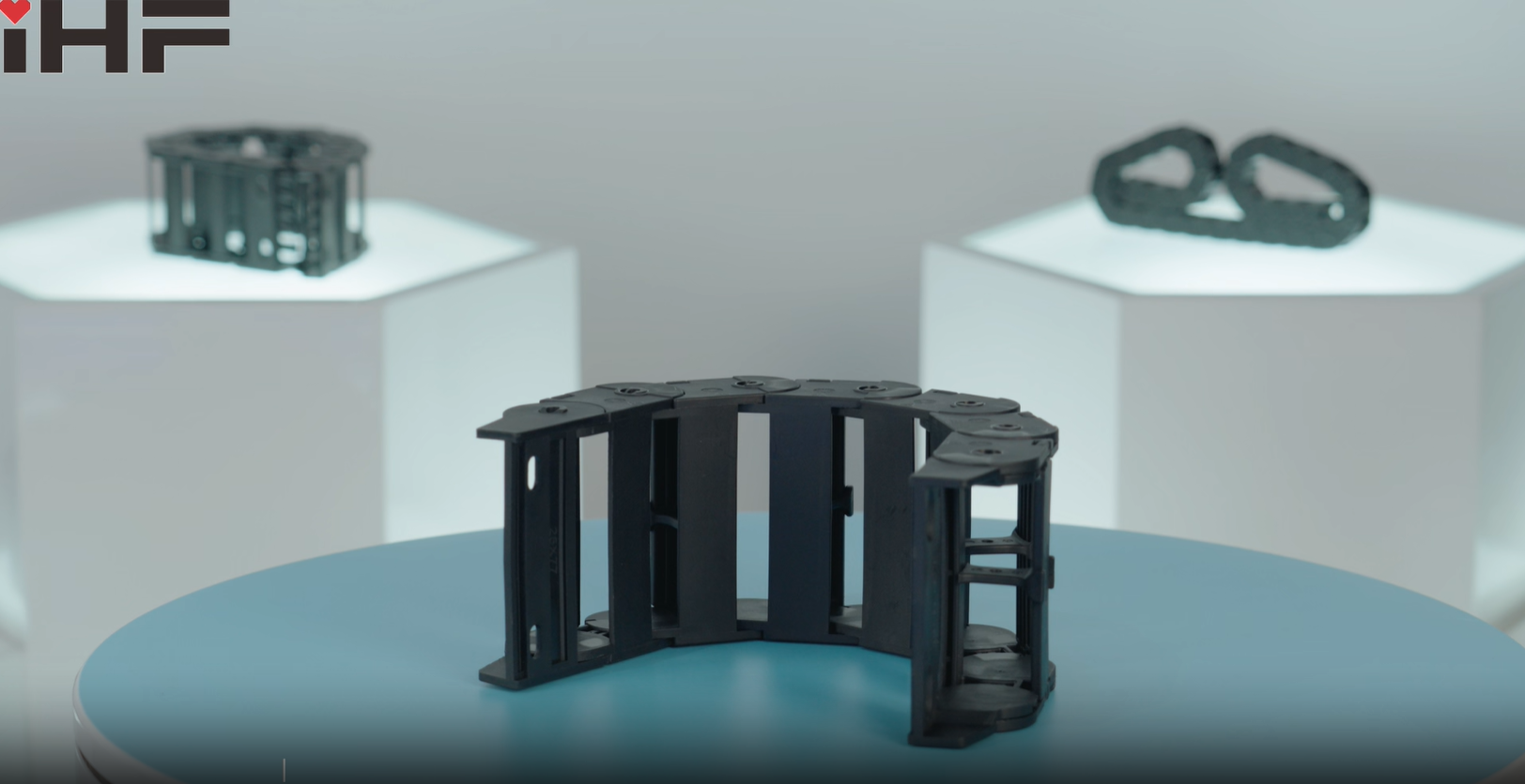 정밀한 동작: 나일론 케이블 드래그 체인이 현대 자동화의 신뢰성을 어떻게 향상시키는가