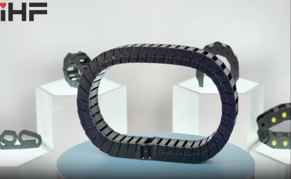 운영 효율성을 높이세요: 현대 산업에서 고하중 케이블 캐리어의 중요성